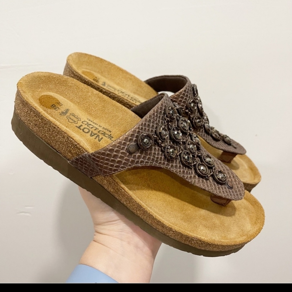 Naot Juneau copper sandals in EUC size 38